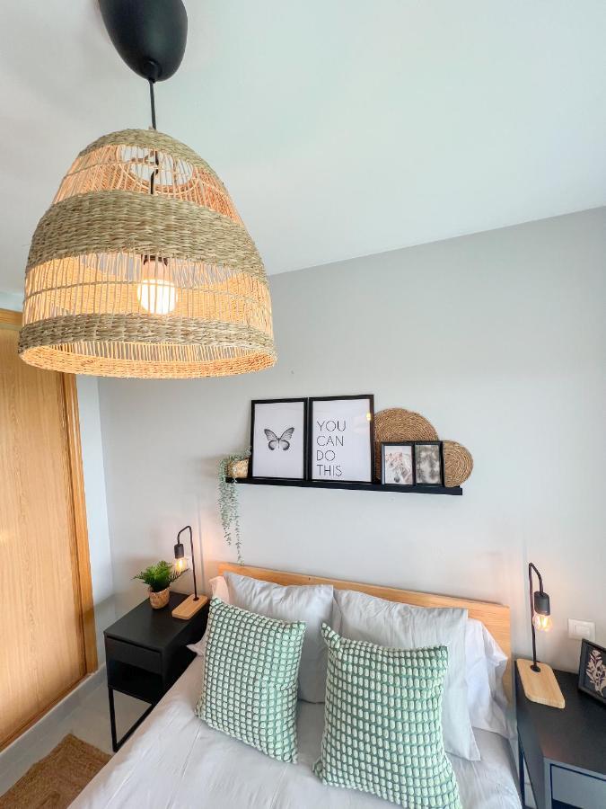 Cozy Apartment With Large Terrace Torremolinos Exterior foto